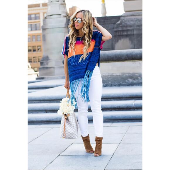 FREE PEOPLE Size XS Sunset Fringe Sweater Poncho Style Bohemian Festival - Picture 8 of 8